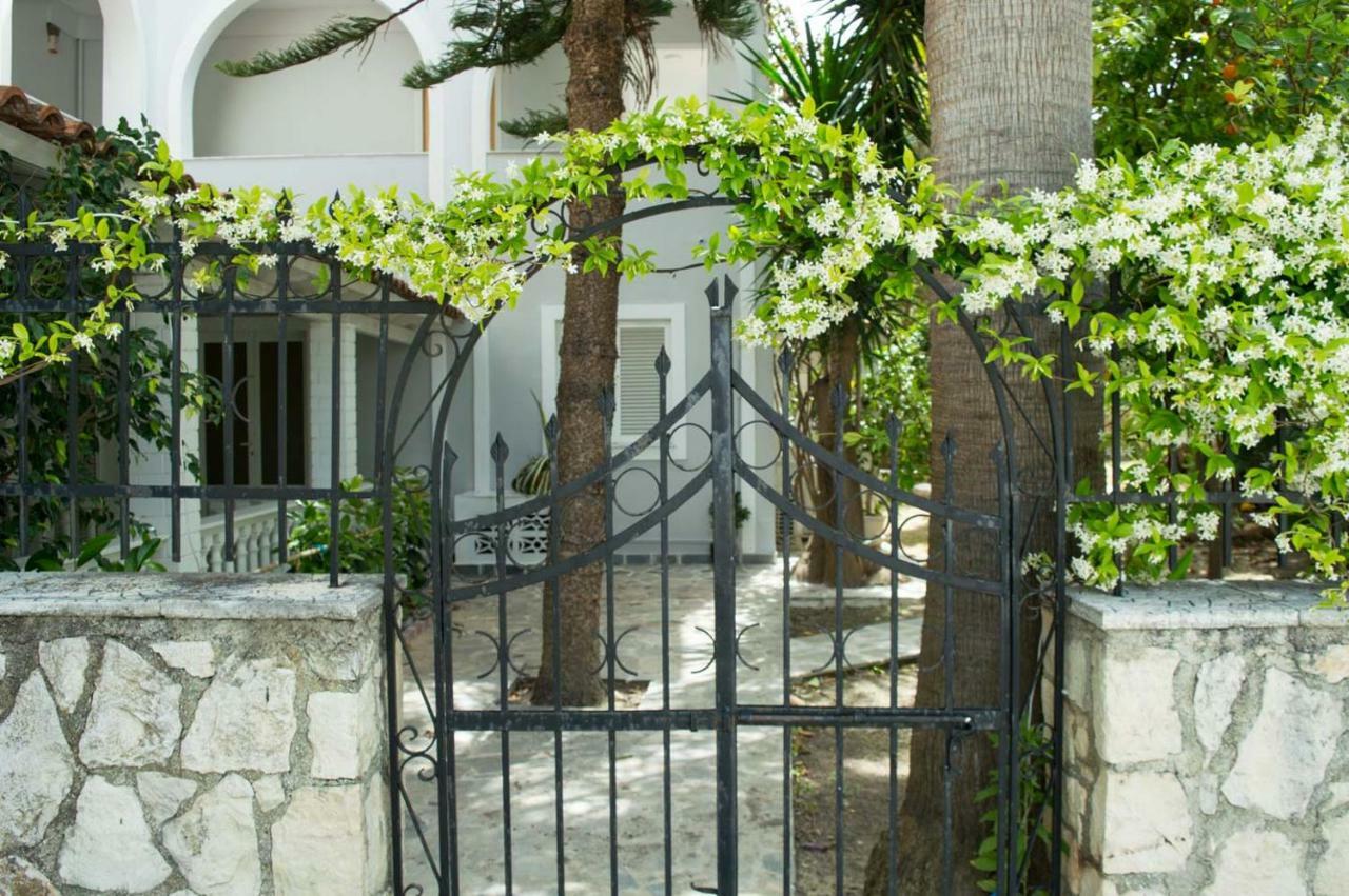 Paradise Beach Hotel Argassi Exterior foto